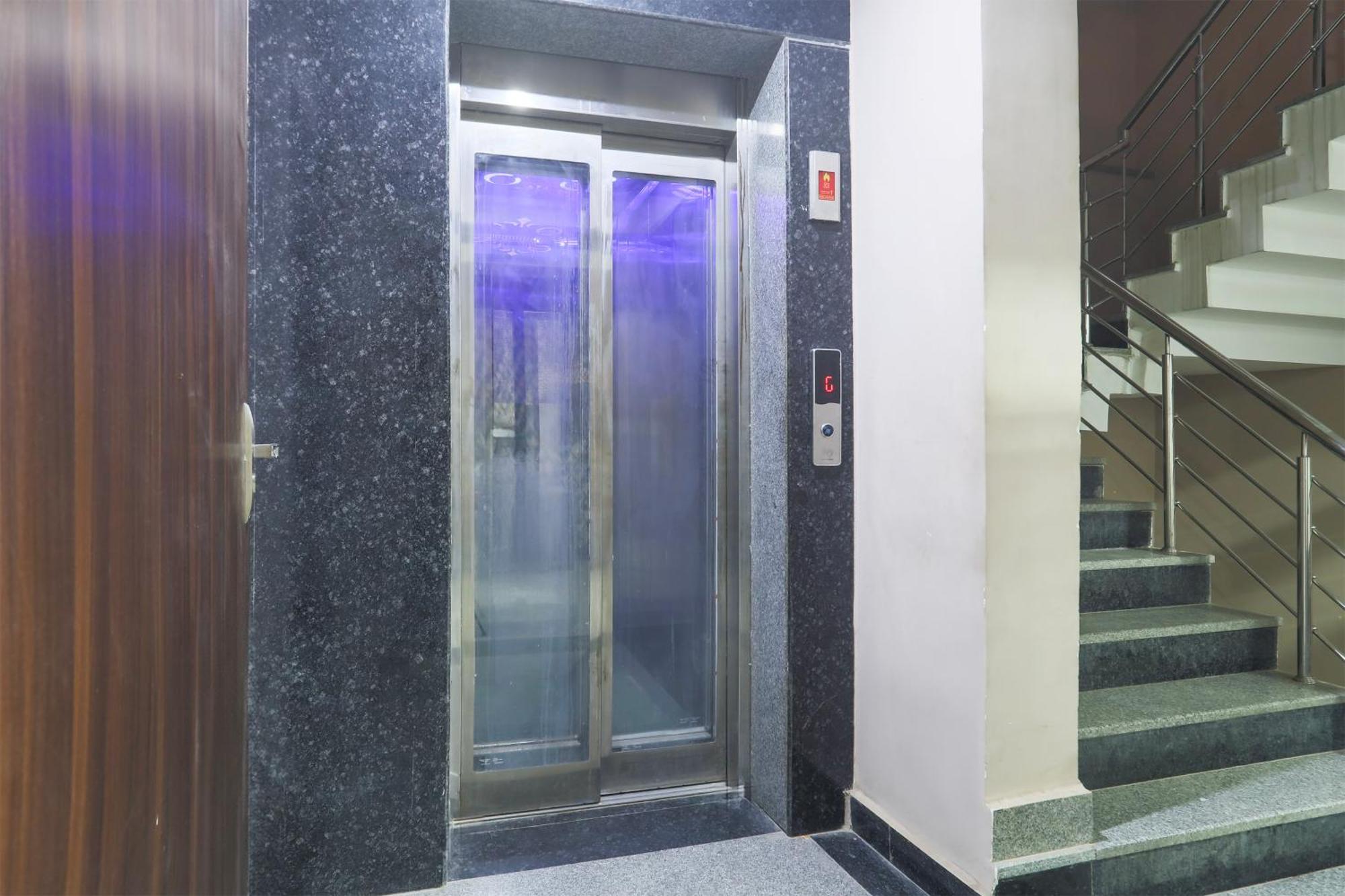 Fabhotel Bliss Premium Гургаон Экстерьер фото